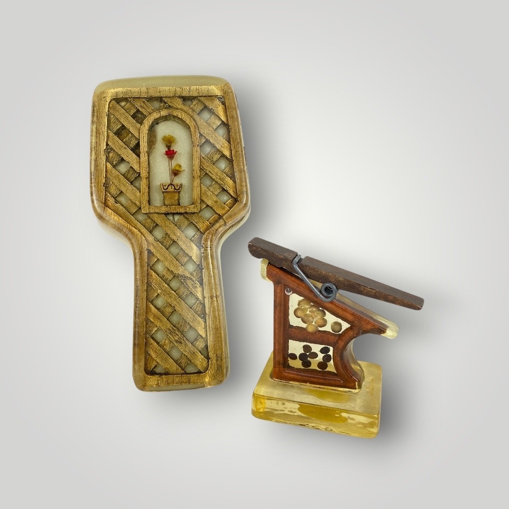 1970s Resin Spoon Rest Recipe Card Holder Set‎ Gamut Designs
